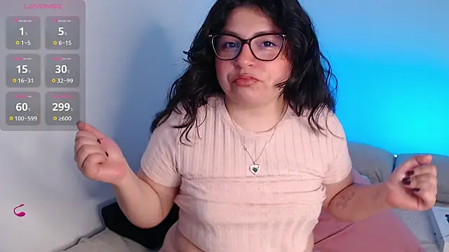 Snapshot of sofix__ chatting on 10-12-25, 11:44 sofix online show from 10-12-25, 11:44