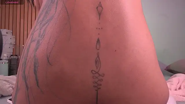 mia-reeves online show from 05-13-26, 06:48