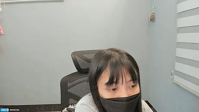 Snapshot of Ayase_momo chatting on 01-05-25, 03:13 Ayase momo online show from 01-05-25, 03:13