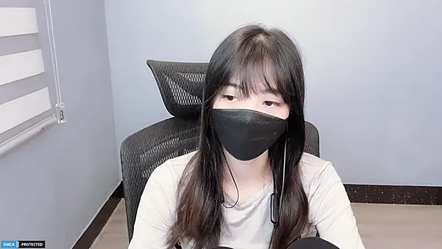 Snapshot of Ayase_momo chatting on 12-08-24, 09:30 Ayase momo online show from 12-08-24, 09:30