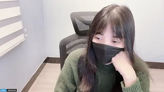 Snapshot of Ayase_momo chatting on 12-29-24, 08:37 Ayase momo online show from 12-29-24, 08:37