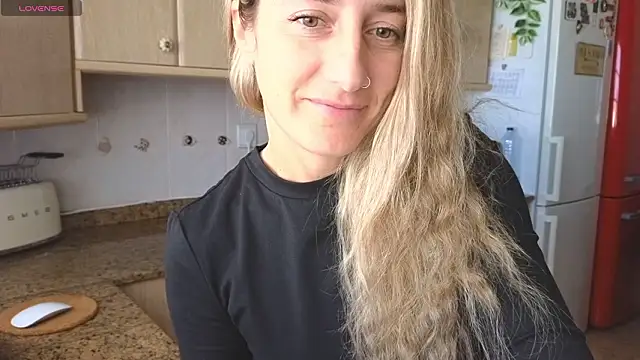 Lunamix online show from 02-14-26, 01:00