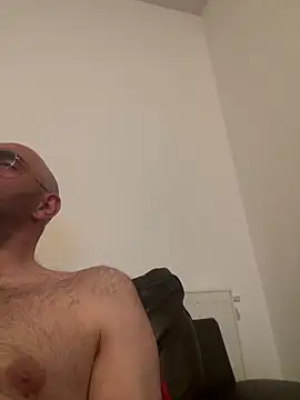 slim1976006 online show from 05-04-26, 10:56