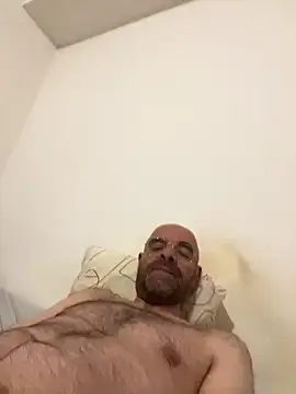 slim1976006 online show from 05-18-26, 10:47