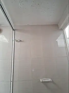 Snapshot of MariaPau_83 chatting on 05-17-26, 04:29 MariaPau 83 online show from 05-17-26, 04:29