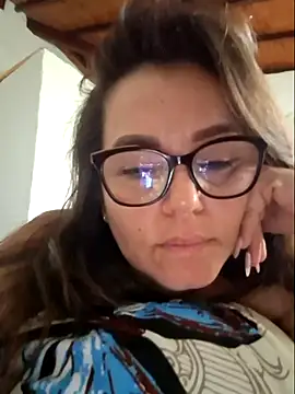 Snapshot of MariaPau_83 chatting on 05-03-26, 11:58 MariaPau 83 online show from 05-03-26, 11:58