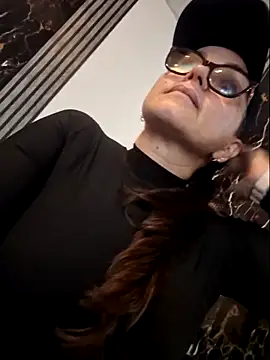 Snapshot of MariaPau_83 chatting on 06-04-26, 08:46 MariaPau 83 online show from 06-04-26, 08:46