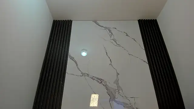 Snapshot of Rianamanson chatting on 11-30-25, 05:52 Rianamanson online show from 11-30-25, 05:52