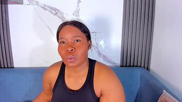 Snapshot of Rianamanson chatting on 11-01-25, 04:41 Rianamanson online show from 11-01-25, 04:41