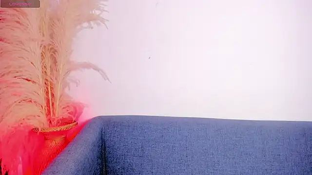 Rianamanson online show from 04-14-26, 05:34