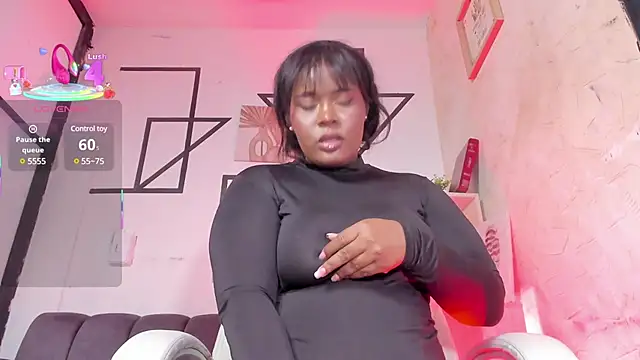 Snapshot of Rianamanson chatting on 03-18-25, 04:39 Rianamanson online show from 03-18-25, 04:39