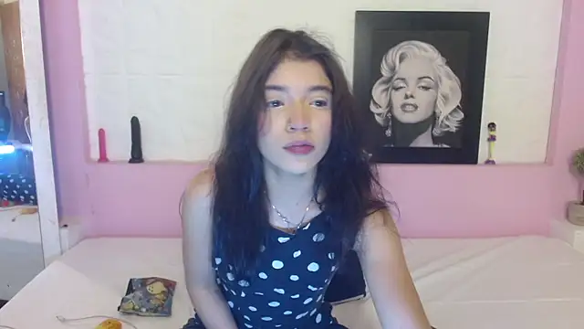 Snapshot of Sweetcristin chatting on 04-23-26, 03:13 Sweetcristin online show from 04-23-26, 03:13