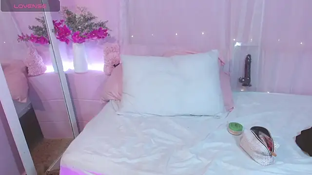 Sweetcristin online show from 07-27-26, 02:18