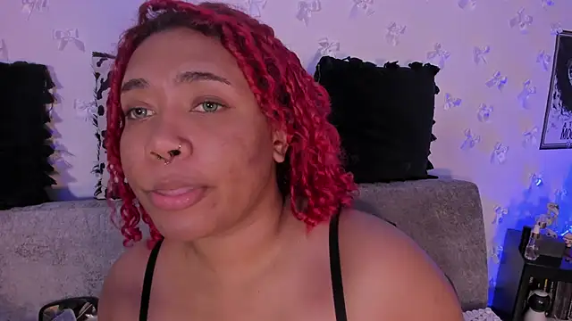 Snapshot of pamela_doll3 chatting on 05-20-26, 03:36 pamela doll3 online show from 05-20-26, 03:36