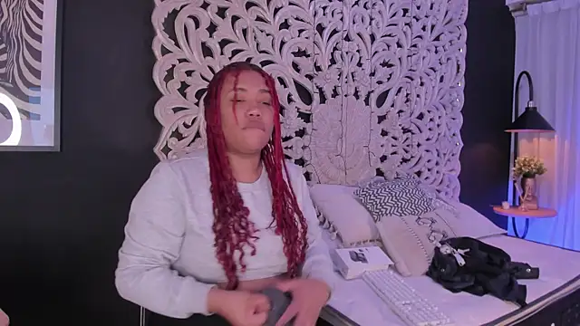 pamela doll3 online show from 11-05-25, 04:26