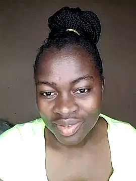 Snapshot of _cutemelania chatting on 09-28-25, 03:46  cutemelania online show from 09-28-25, 03:46