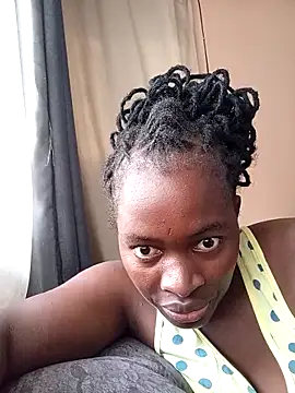 Snapshot of _cutemelania chatting on 03-13-25, 08:48  cutemelania online show from 03-13-25, 08:48