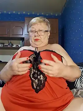 Lena Gaby online show from 10-31-25, 07:05