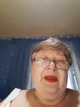 Snapshot of Lena_Gaby chatting on 02-11-26, 02:28 Lena Gaby online show from 02-11-26, 02:28