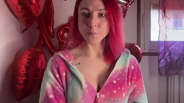 Snapshot of Nikky_Divine chatting on 02-19-25, 10:34 Nikky Divine online show from 02-19-25, 10:34