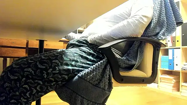 leccaleccafiga online show from 11-14-25, 10:24