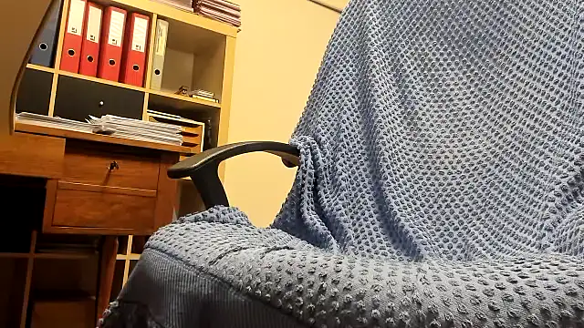 leccaleccafiga online show from 11-25-25, 08:53