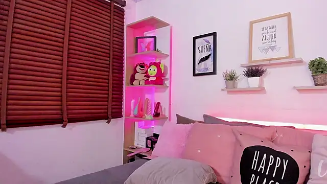 Nata Villalobos online show from 02-17-26, 02:09