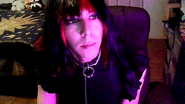 crystalxh online show from 10-31-25, 06:59