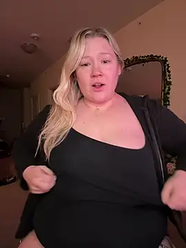 PiggyRose online show from 03-05-26, 01:02