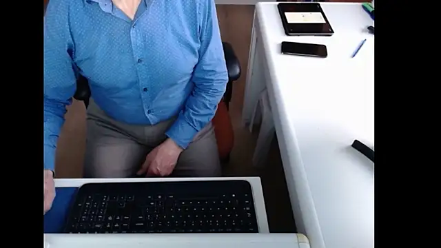 dutchpornking online show from 11-26-25, 07:52