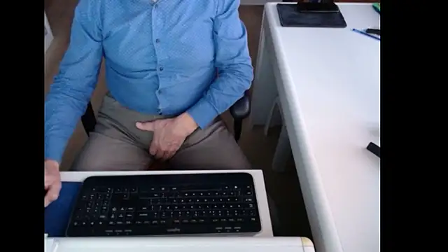 dutchpornking online show from 11-27-25, 07:53