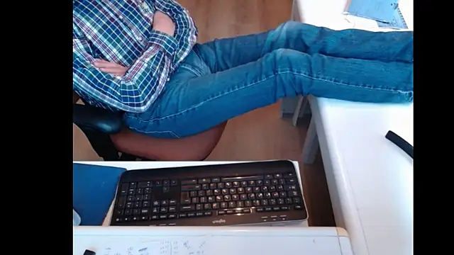 dutchpornking online show from 03-11-25, 02:29