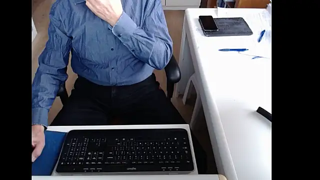 dutchpornking online show from 11-04-25, 08:29