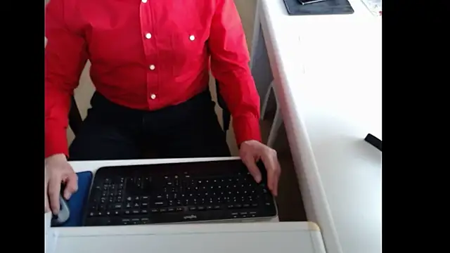 Snapshot of dutchpornking chatting on 05-19-26, 05:36 dutchpornking online show from 05-19-26, 05:36