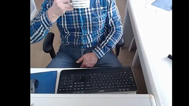 dutchpornking online show from 03-09-25, 08:40