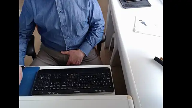 Snapshot of dutchpornking chatting on 04-12-26, 06:27 dutchpornking online show from 04-12-26, 06:27