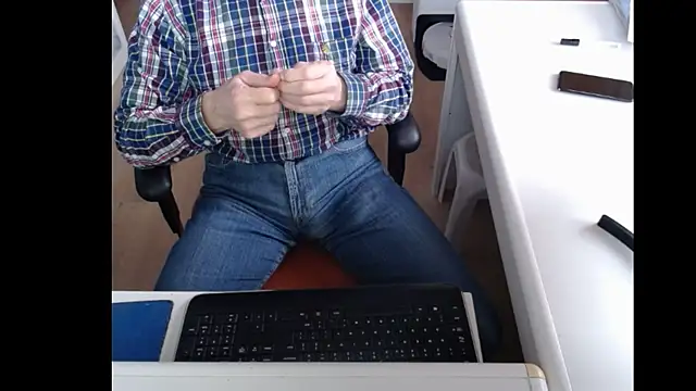dutchpornking online show from 03-13-25, 07:53