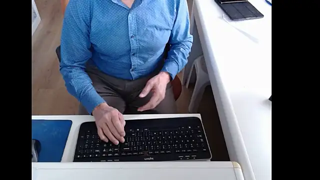 dutchpornking online show from 11-11-25, 07:58