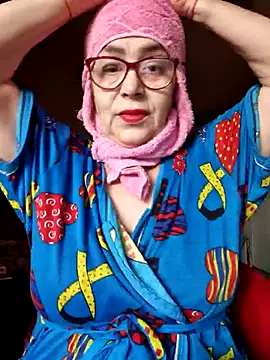 Snapshot of Chriss_Tinaa chatting on 06-17-26, 02:55 Chriss Tinaa online show from 06-17-26, 02:55