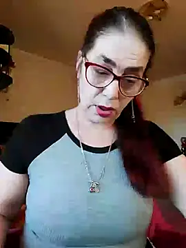 Chriss Tinaa online show from 03-06-25, 06:08