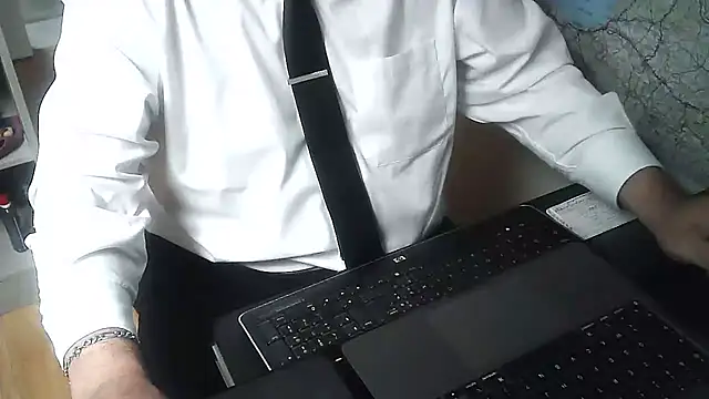 DUDURAxh online show from 02-24-25, 02:26