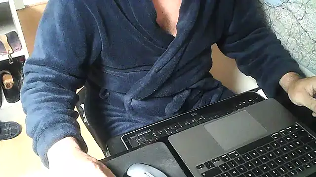 DUDURAxh online show from 11-23-25, 02:16