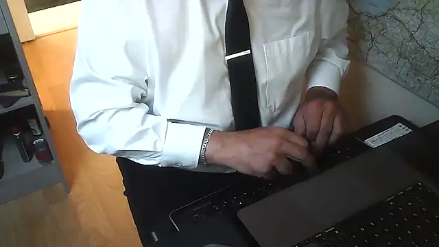 DUDURAxh online show from 12-04-24, 01:14