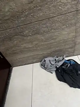 luciferdxm5 online show from 11-15-25, 04:05