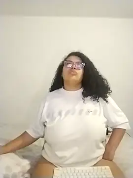 mabigomez00 online show from 04-18-26, 09:11