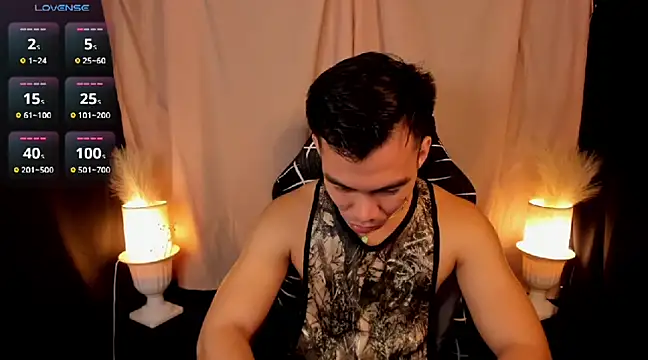 Snapshot of 000batman000 chatting on 02-20-25, 01:08 000batman000 online show from 02-20-25, 01:08