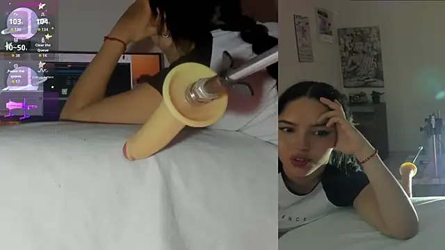 sofi velez online show from 03-22-26, 05:03