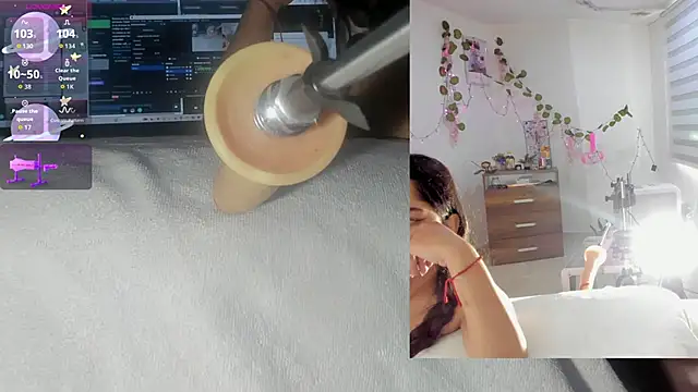 Snapshot of sofi_velez chatting on 12-05-25, 05:00 sofi velez online show from 12-05-25, 05:00