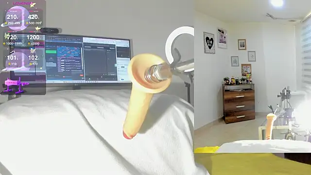 Snapshot of sofi_velez chatting on 11-02-25, 05:29 sofi velez online show from 11-02-25, 05:29