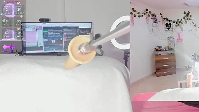 Snapshot of sofi_velez chatting on 11-29-25, 05:13 sofi velez online show from 11-29-25, 05:13